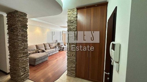 Продаж 3к квартири Голосіївський пр. 68, м. Голосіївська