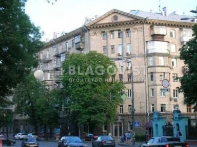 Продам 2 к. квартиру Грушевського Центр Маріїнський парк Арсенальна