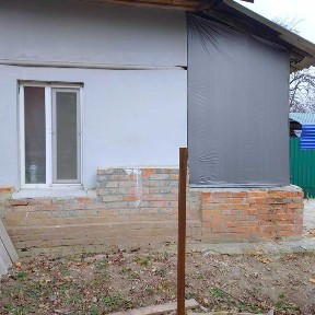 Центр Міста. вул. Пилипа Орлика. Біля ТД 