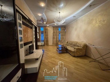 Доглянута квартира в центрі міста