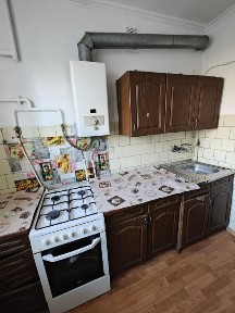 Терміново здається 2 км кварт р-н парку Шевченка, вільна, ключі!