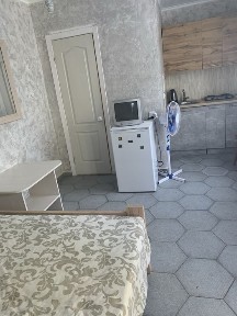 Аренда своя квартира студию, частный сектор Лузановка