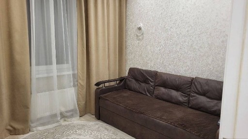 Сдам 2 комнатную квартиру в 53 Жемчужине! Небесной сотни!