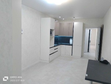 Продам 1 к квартиру з євроремонтом на вул. Волошковій 3586