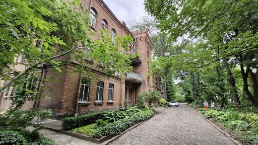 3-х кв. в історичному будинку на 2 ст. В. Фонтану