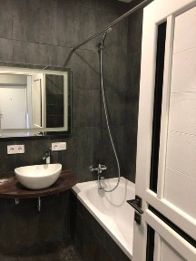 Продам 2 к квартиру ЖМ Радужный