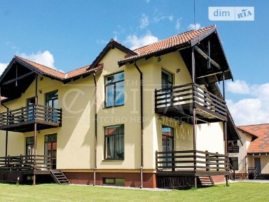 Продаж 2 поверхового таунхауса з ділянкою на 3.6 сотки, 235.9 кв. м, 4 кімнати, на вул. Тіниста • ID 33784301