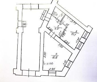 Продаж 1-кімн. квартира в історичному Центрі по вул. Смерековій