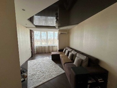 Оренда 3-кімнатної квартири по вул Володимира Великого, 35