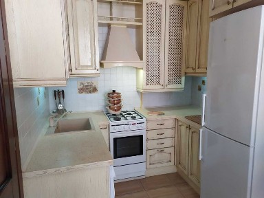 оренда 1кім квартири з ремонтом в центрі в. Киїіська (рн Привокзальної)