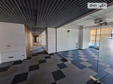 Оренда офісного приміщення на просп. Степана Бандери 28А, приміщень - 10, поверх - 3 • ID 26416805