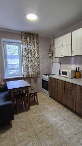 Оренда теплої 2к на Харківській