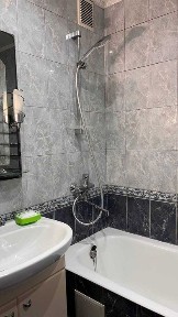 Оренда 2к, Оболонь, вул. Прирічна, 17