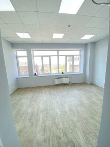 Здам затишний офіс в 1 хвилині від метро Історичний Музей