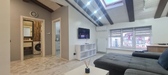 Здам 1 к кв ВЛАСНИК, ЦЕНТР, Озеро, вул Південний Бульвар 20 біля АТБ