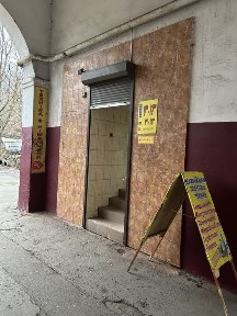 Власник. Центр. Вихід на зупинку. Камʼянецька 69