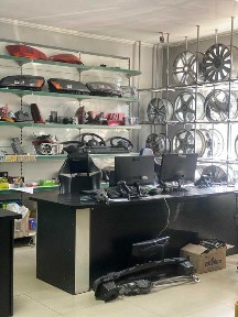 Здається в оренду торгове приміщення під магазин автозапчастин