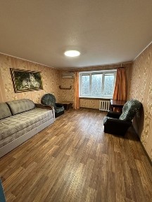 Оренда 2х кімн. квартири Крюків (світло не вимикають )