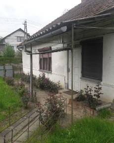 Продаж будинку неподалік Мукачево.