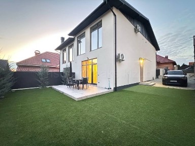 Продам котедж з ремонтом/Червениця/Сріябляста/Ужну/Дастор