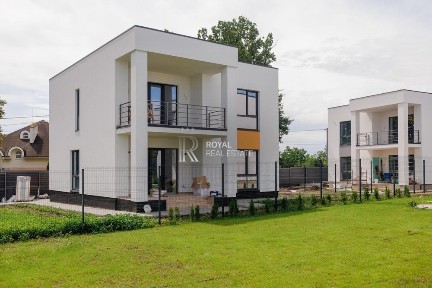 Продажа дома <a href='/newbuilding/7337/view/kg-ivankovici'>Иванковичи</a> 4к 155м2 Новообуховская трасса