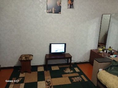 Продам 1 к. кв. по вул. Старосвітська 9