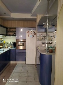 Продам дом возле реки в городе