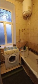 3 кімнатна квартира КРЗ вул Харитоненко