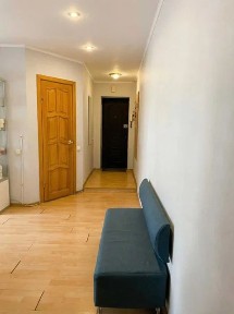 Продається 3-кімнатна квартира під офіс, вул. Підвисоцького