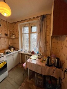 Продам 1 к/к в чудовому районів міста