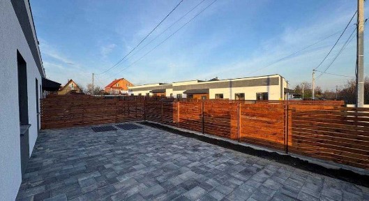 Кутовий таунхаус з ремонтом від забудовника. 3,5 сотки, газ!