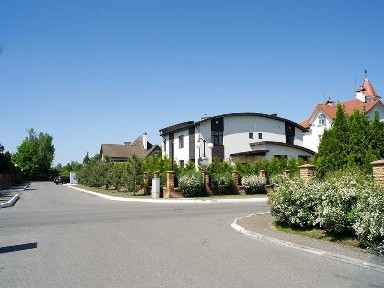 Продаж будинку з ремонтом в КМ 