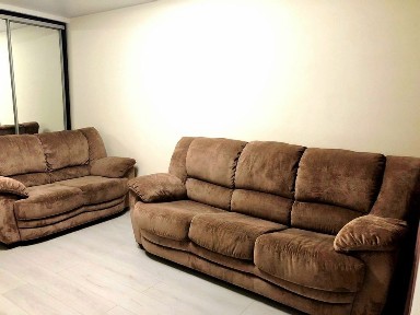 Продам 2 комнатную квартиру в центре, видовая, кирпичный дом, ул. Гоголя