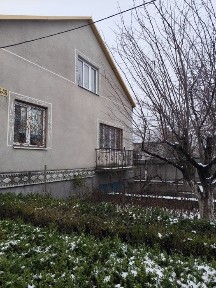 Здам будинок теплий два поверхи п'ять кімнат