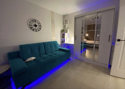 Є світло, Квартира подобово Центр Проспект тц Україна хозяїн УКРИТТЯ