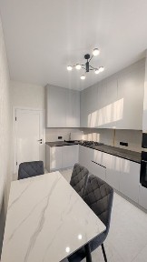 Оренда 2 кімн. квартири з чудовим виглядом на Театр