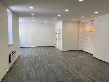 Довгострокова оренда комерційного приміщення, Ірпінь, вул. Літературна