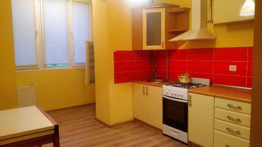 Оренда 1к квартири на вул. Гарбарська ( біля ТРЦ Панорама Плаза)