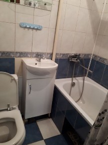 Оренда 3 км. кв. вул. Берегова (біля Центру), все є, можна на 1-3 міс. Вільно