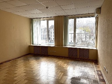Киев, Болсуновская ул., 8