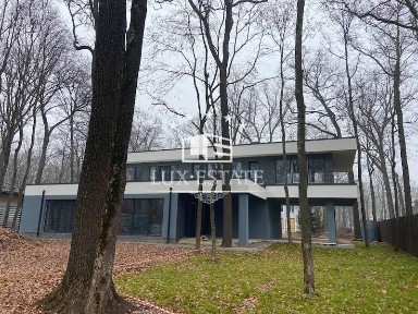 Продам Новый коттедж в элитном, закрытом кг район Лесопарка, Форест