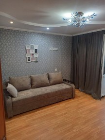 Здається 1-кім ЮЗР