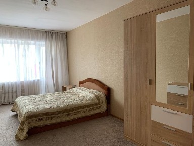 Квартира почасово і добово біля метро Героїв Праці, Героев Труда