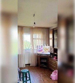 Продаж 3к. квартири косм. ремонт, бульв. Верховної Ради, метро Дарниця