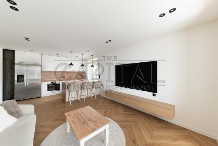 Продаж 4-кімнатної квартири, Центр Києва, вул. Антоновича, 109 м²