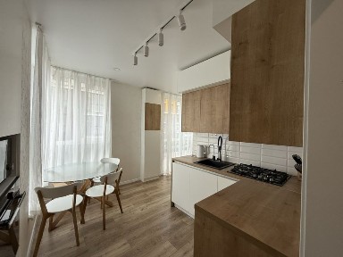 Однокімнатна квартира з ремонтом в ЖК На Прорізній