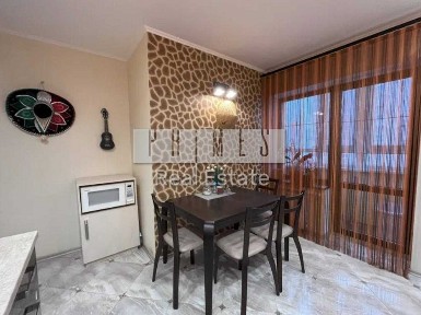 Продаж 2-кімнатної квартири з панорамним виглядом, пр-т Науки, 80А/73