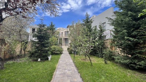 Красивый будинок біля моря кооператив