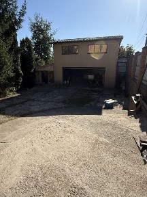 Продам будинок на Парниковій !