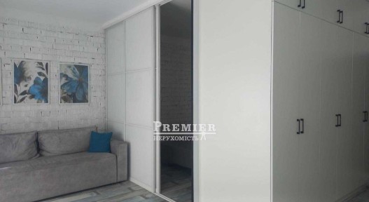 2-кімнатна квартира в елітному ЖК біля моря Сучасний ремонт Нові меблі